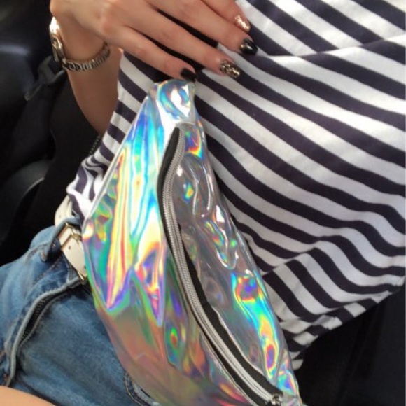 COPY - Iridescent Fanny pack - Picture 2 of 8